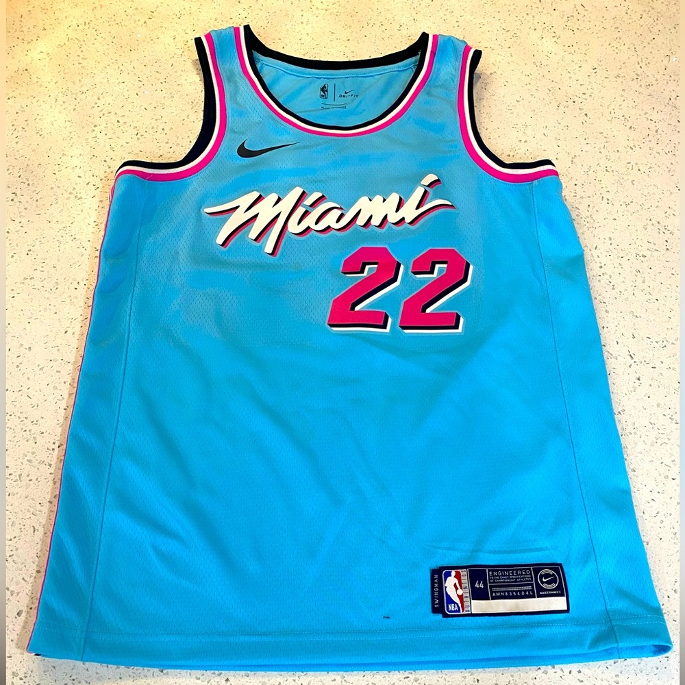 Miami Heat NBA 2019 Jimmy Butler #22 Men’s Jersey - Blue. Medium